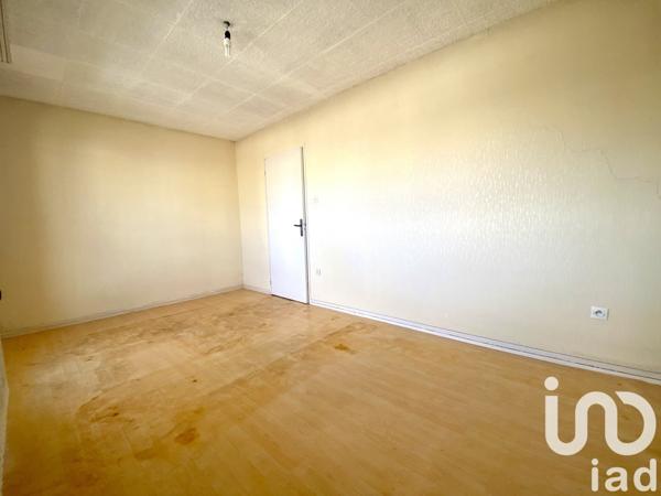 Maison 6 pièces de 101 m² à Creutzwald (57150)