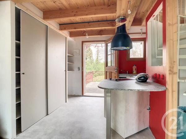 Maison à vendre  10 pièces - 250 m2 MENETROL - 63