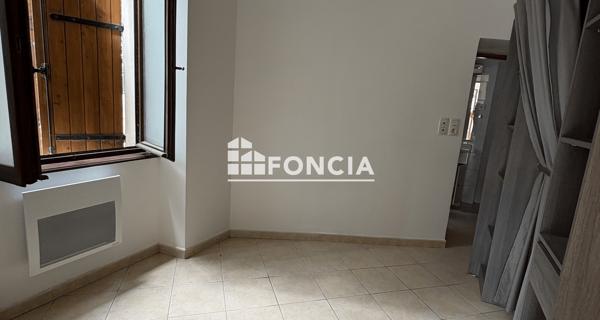 À vendre Appartement 2 pièces 25 m² - Roquemaure 30150