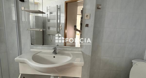 À vendre Appartement 2 pièces 25 m² - Roquemaure 30150
