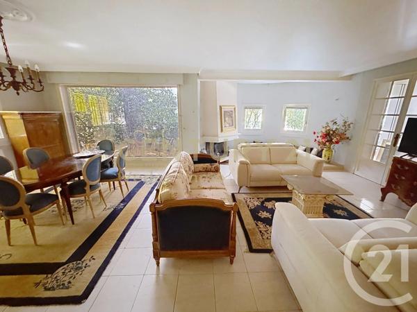 Maison à vendre  6 pièces - 188 m 2   ST JEAN DE VEDAS  - 34