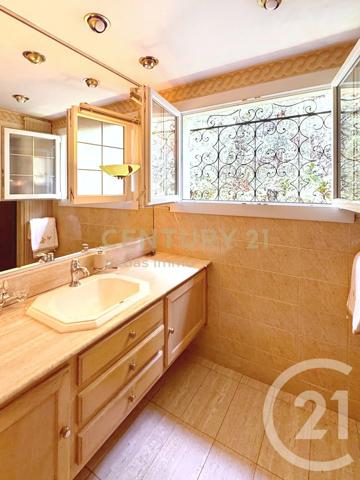 Maison à vendre  6 pièces - 188 m 2   ST JEAN DE VEDAS  - 34