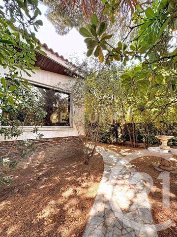 Maison à vendre  6 pièces - 188 m 2   ST JEAN DE VEDAS  - 34