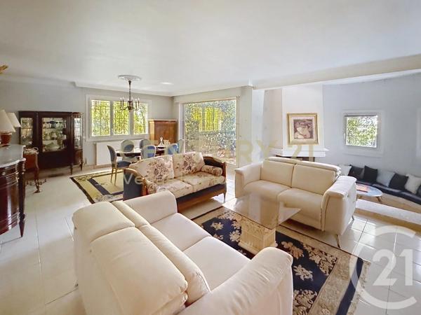 Maison à vendre  6 pièces - 188 m 2   ST JEAN DE VEDAS  - 34