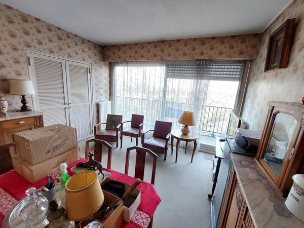 Appartement + annexe + parking