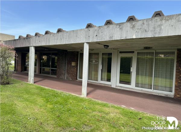 Locaux commerciaux - À vendre - 44 m² - MAUREPAS | The Door Man