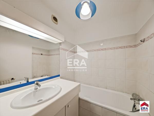 Appartement T2 - Terrasse - Parking privatif - Cave - Croix Centre