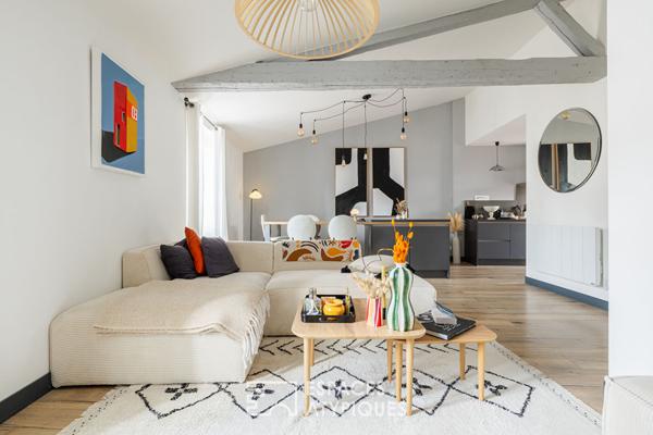 Appartement avec terrasse et finitions soignées proche du marché