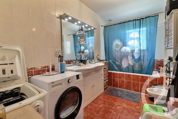 Maison à vendre  4 pièces - 99 m 2   AMBERIEU EN BUGEY  - 01