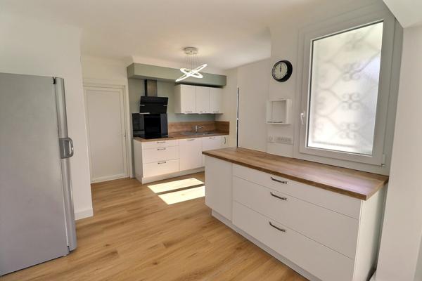 A VENDRE Entraigues Sur La Sorgue Maison 5 pièce(s) 110 m²