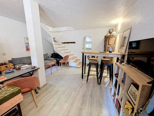 Maison de charme à Peymeinade : un havre de paix au coeur du village