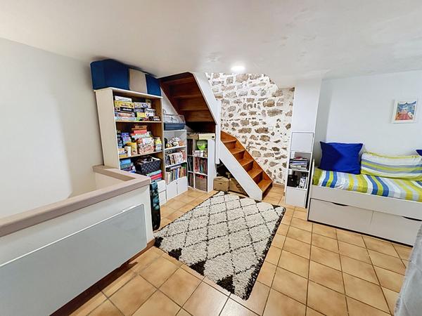 Maison de charme à Peymeinade : un havre de paix au coeur du village