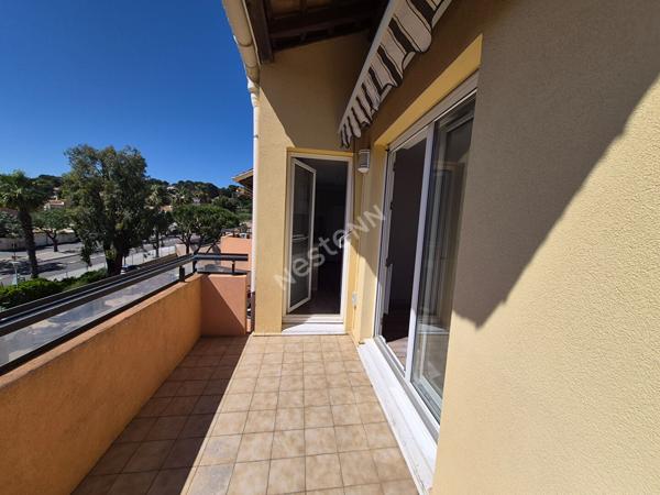 Appartement La Seyne Sur Mer de 3 pièces de 67 m² avec terrasse