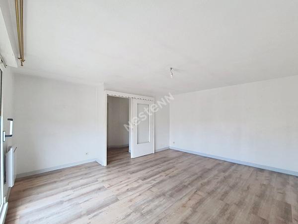 Appartement La Seyne Sur Mer de 3 pièces de 67 m² avec terrasse