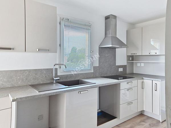 Appartement La Seyne Sur Mer de 3 pièces de 67 m² avec terrasse