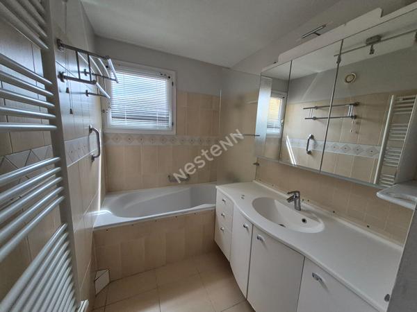 Appartement La Seyne Sur Mer de 3 pièces de 67 m² avec terrasse