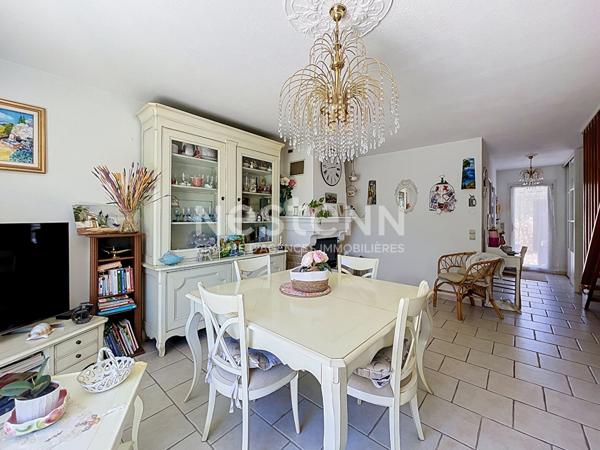 Le Cannet Garibondy, Appartement en duplex de 3 pièces , patio, jardinet- Proche commodités et écoles, autoroute