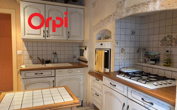 Maison à vendre    6 pièces •  Saint-Agnant