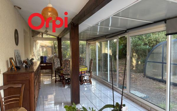 Maison à vendre    6 pièces •  Saint-Agnant