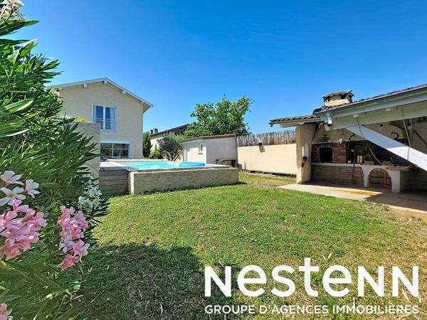 GENAS AZIEU - Maison 230m² -  5 chambres -Terrain - Piscine