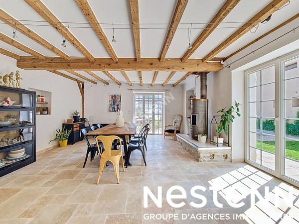 GENAS AZIEU - Maison 230m² -  5 chambres -Terrain - Piscine