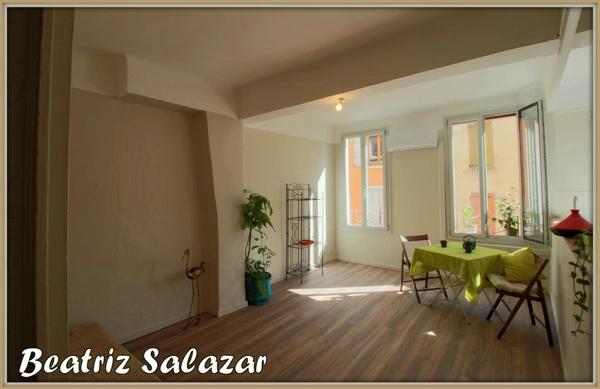Centre ville de Digne, joli T3 rénové de 77 m² avec grand grenier de 30m² et balcon.