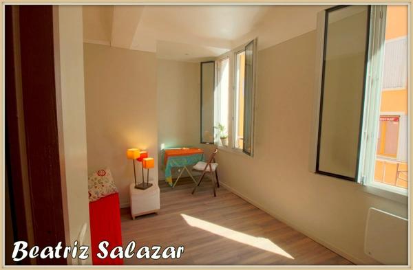 Centre ville de Digne, joli T3 rénové de 77 m² avec grand grenier de 30m² et balcon.
