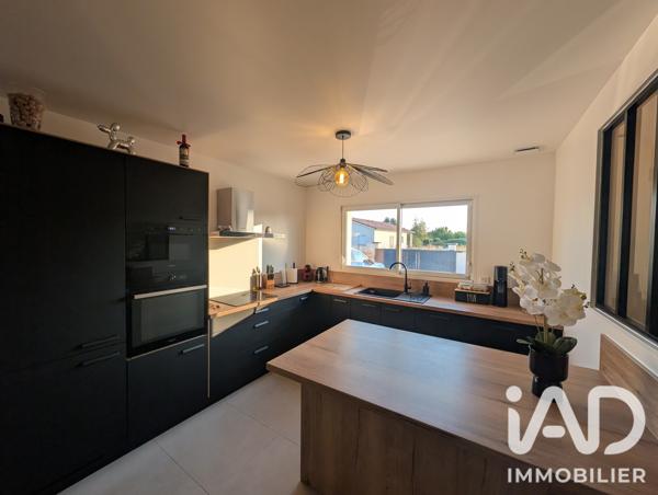 Maison à vendre 5 pièces 110 m² La Ville-Dieu-du-Temple