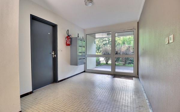 Appartement à vendre    3 pièces • 61,04 m2 Cocheren