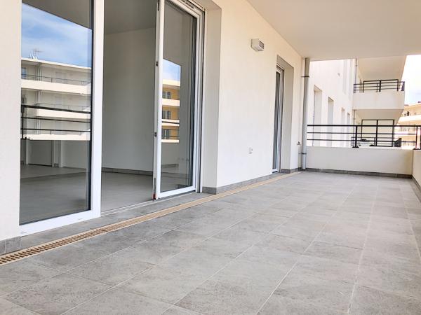 Appartement Ajaccio - 2 pièces - 46 m² - Résidence du Stiletto- Parking privé -Proximité nouvel hôpital -