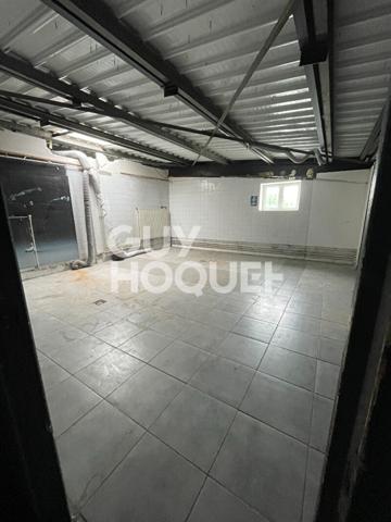 Local d'Activité Idéalement situé - Divisible.