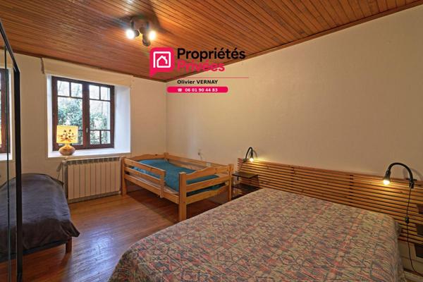 Maison mitoyenne de 2 appartements (91 m²) + combles (120m²)