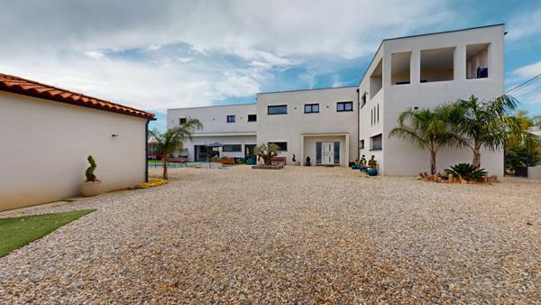 Maison 11 pièces - 505 m² Exclusivité