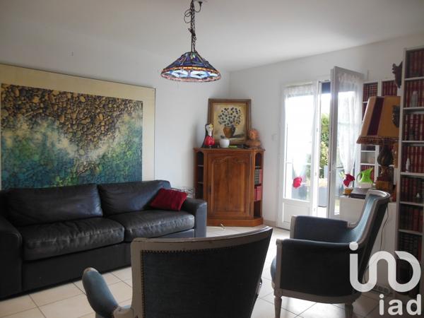 Maison 5 pièces de 108 m² à Semussac (17120)