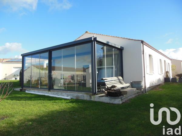 Maison 5 pièces de 108 m² à Semussac (17120)