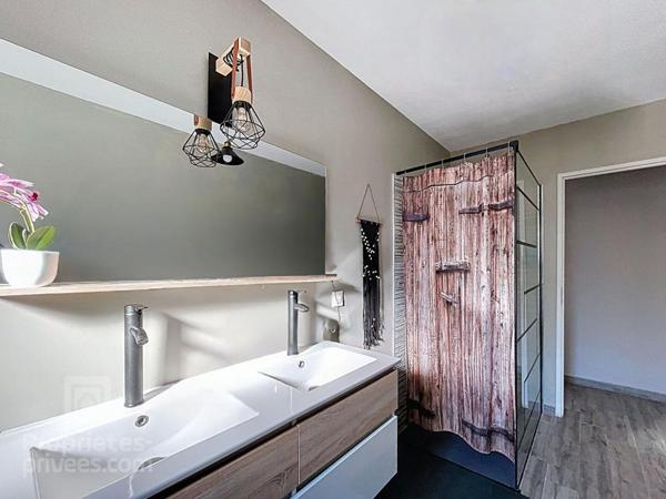 Villa Pourrieres 3 pièce(s) 94 m2