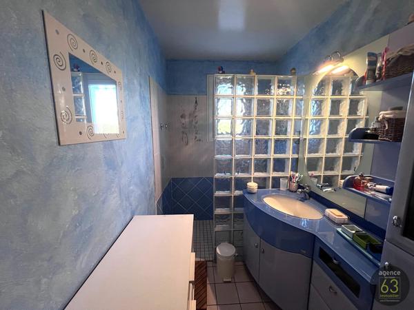 Cournon, maison de 120 m2 de plain-pied sur 803 m2 de terrain clos