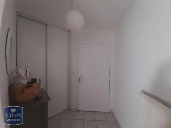 Appartement à louer 2 pièces 54.2m²