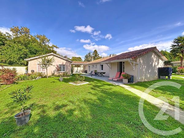 Maison à vendre  6 pièces - 148 m2 FLEAC - 16