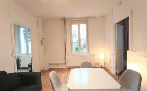 Appartement à louer    1 pièce •  Reims