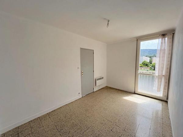 Appartement T3/4 de 66 m² , résidence Groupe Provence à Aubagne