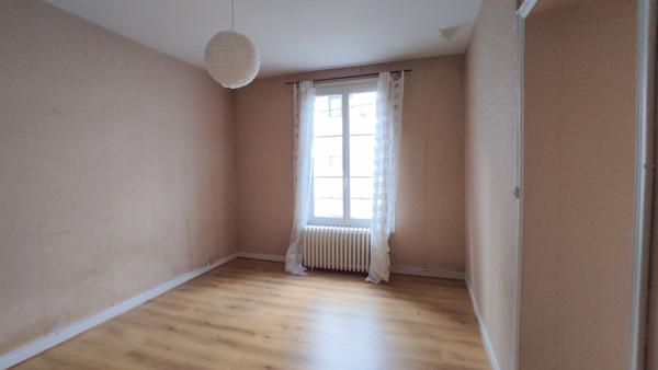 Maison 7 pièces à vendre Châtellerault - 86100 / Réf: 11614