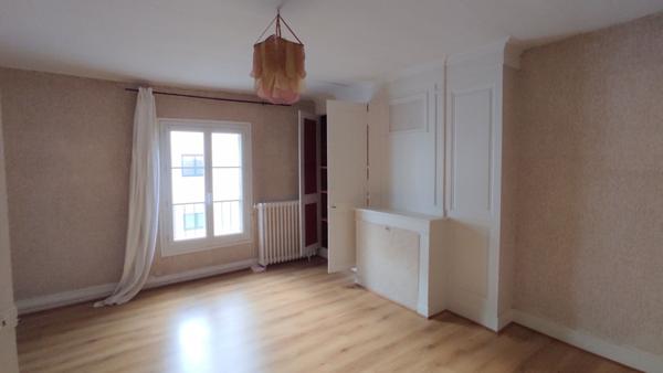 Maison 7 pièces à vendre Châtellerault - 86100 / Réf: 11614