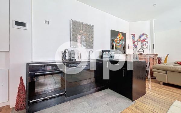 Maison à vendre    2 pièces • 75,19 m2 Paris 14