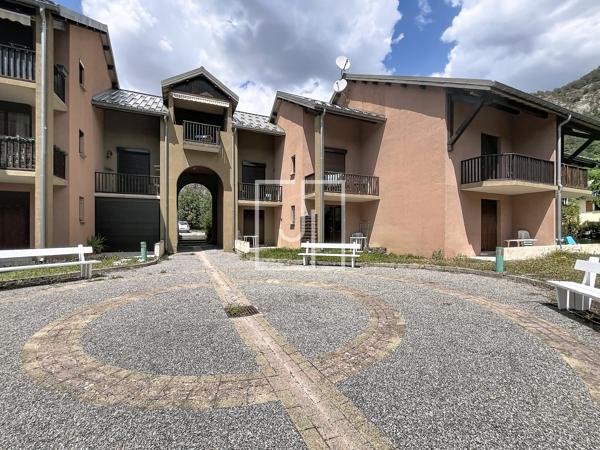 À vendre à Jausiers 04850, studio avec terrasse Détails des diagnostics énergétiques