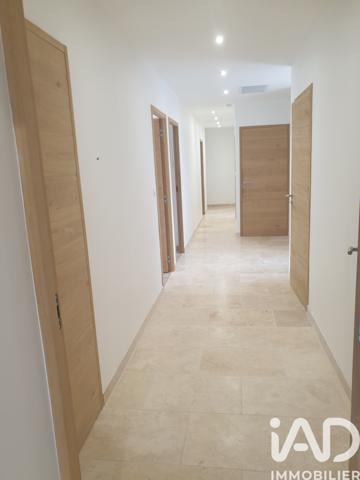 Maison à vendre 6 pièces 178 m² Uchaud