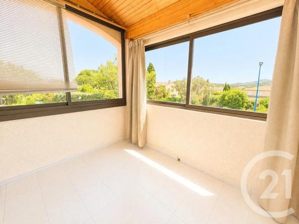 Maison à vendre  5 pièces - 127 m 2   BORMES LES MIMOSAS  - 83