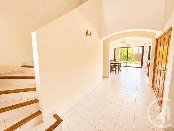 Maison à vendre  5 pièces - 127 m 2   BORMES LES MIMOSAS  - 83