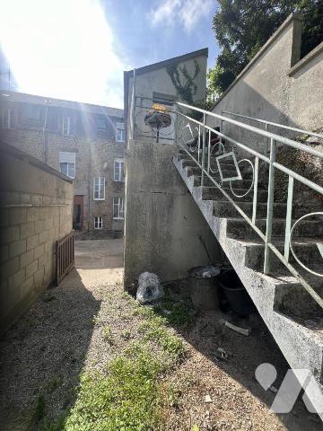 LA FERTE MACE, immeuble de 2 logements pour locatif ou habitation