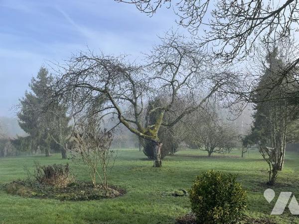 PAVILLON RECENT SUR 3800 m² DE TERRAIN